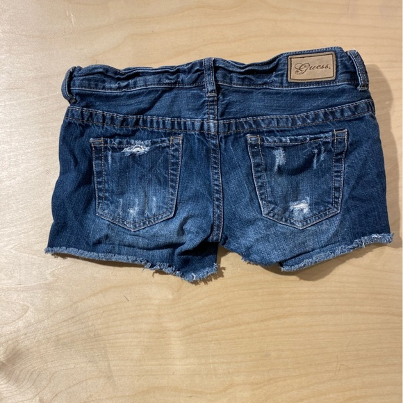 Guess Women's Distressed Denim Shorts - Blue Size 26 (IZ) - Picture 9 of 12